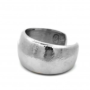 Βραχιόλι χειροπέδα σφυρήλατη από επιροδιωμένο ασήμι 925° 