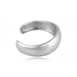 Βραχιόλι χειροπέδα σφυρήλατη από επιροδιωμένο ασήμι 925° 