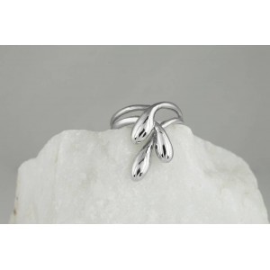 Ring in 925° sterling silver rhodium plated Ring in 925° sterling silver rhodium plated