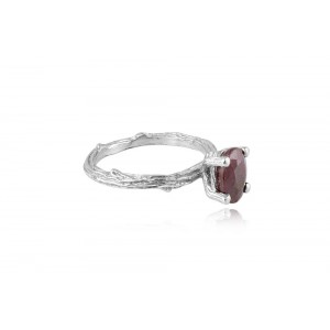 Ruby ring in rhodium plated sterling silver 925°