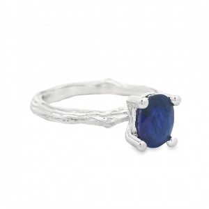 Sapphire ring in rhodium plated sterling silver 925°