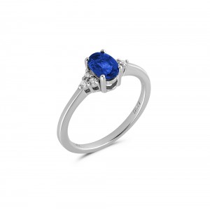 Blue sapphire ring with diamonds in 18K white gold