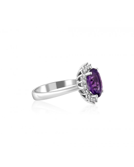 Amethyst ring with diamonds in 18k white gold 