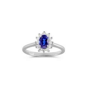 Cluster ring with sapphire and diamonds in 18k white gold