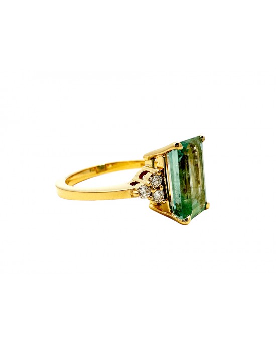 Δαχτυλίδι με ακουμαρίνα και διαμάντια σε χρυσό Κ18