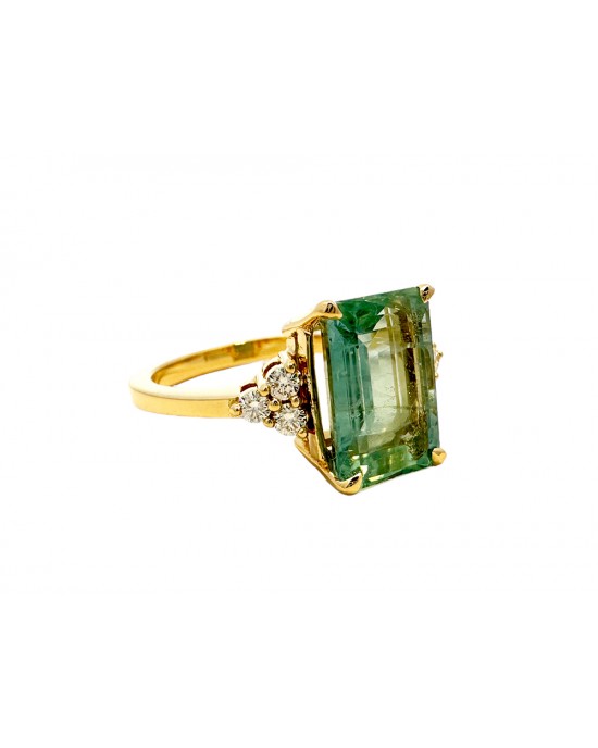 Δαχτυλίδι με ακουμαρίνα και διαμάντια σε χρυσό Κ18