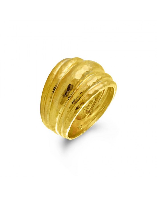Hammered ring in 18k gold