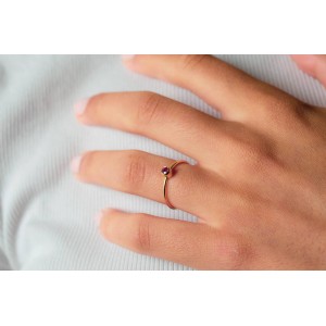 Ruby solitaire ring in 14K gold 
