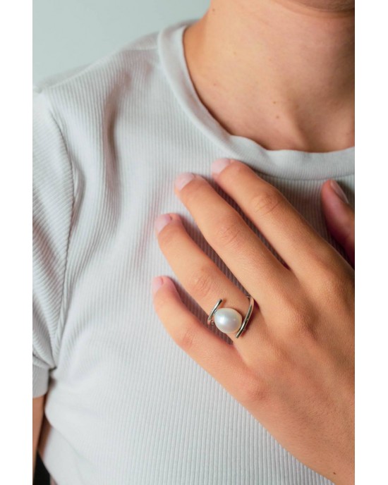Δαχτυλίδι με μαργαριτάρι μπαρόκ από λευκόχρυσο Κ18