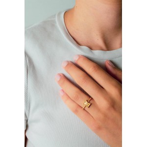 Byzantine ring  with diamond in 18k gold 