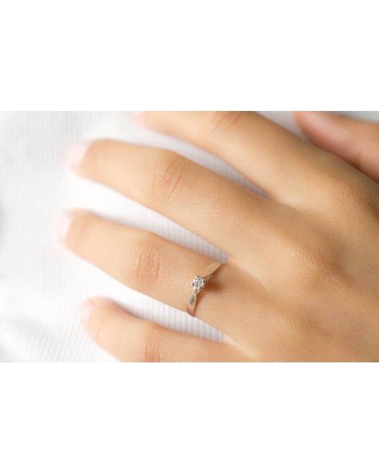 Diamond Engagement Ring in 18k White Gold 0.09ct