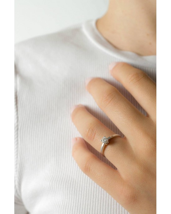 Μονόπετρο δαχτυλίδι από λευκόχρυσο Κ18 με διαμάντι μπριγιάν 0.30ct και πιστοποιητικό GIA