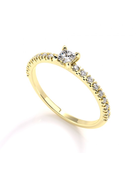 Solitaire engagement ring with 0.15ct princess cut diamond with round side stones in 18k gold