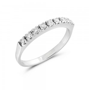 Half-eternity diamond ring in 18k white gold