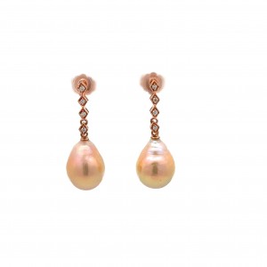 Hanging earrings with drop pearls and diamonds in 18k rose gold