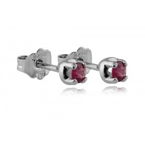 Ruby stud earrings in 18k white gold