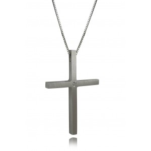 Cross with diamonds in 14k white gold 