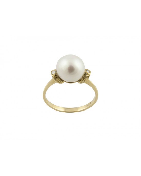 Vintage pearl ring with diamonds in 18k gold
