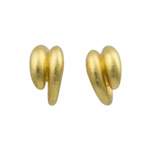 Σκουλαρίκια σφυρήλατα από χρσυσό Κ18 