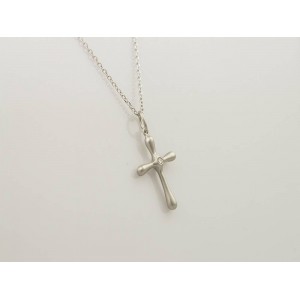 Diamond cross in 18k white gold and chain  Diamond cross in 18k white gold and chain